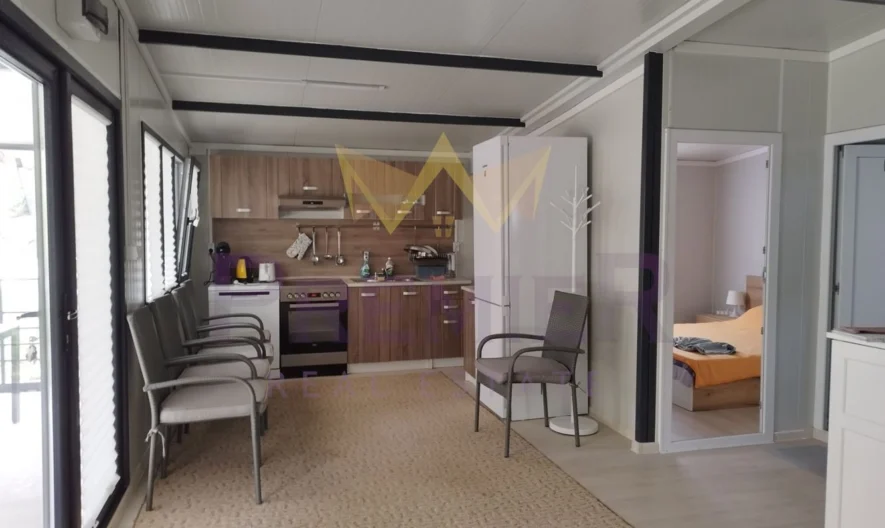 Сглобяема къща с двор в село Млада Гвардия -  - снимка 14 - Имоти Премиер