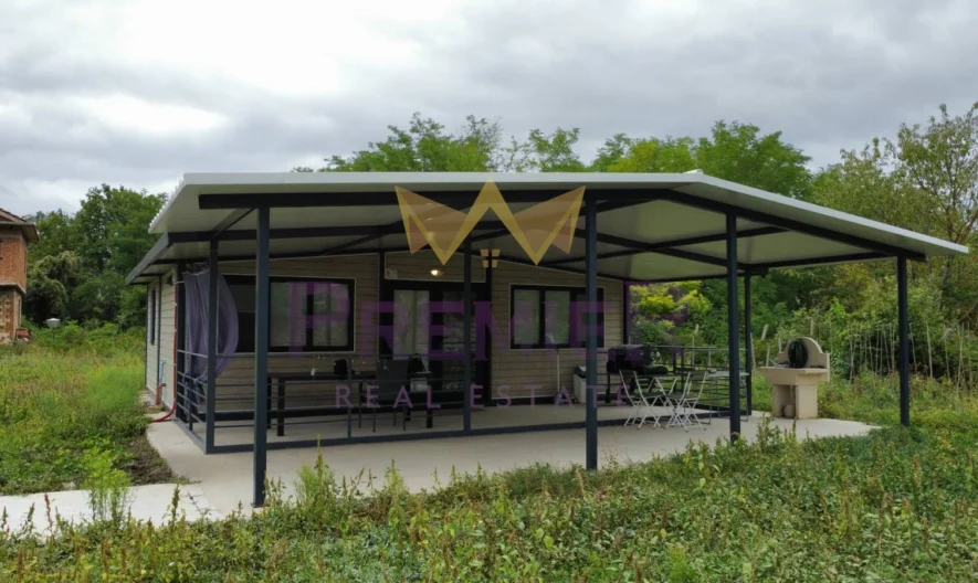 Сглобяема къща с двор в село Млада Гвардия -  - снимка 2 - Имоти Премиер