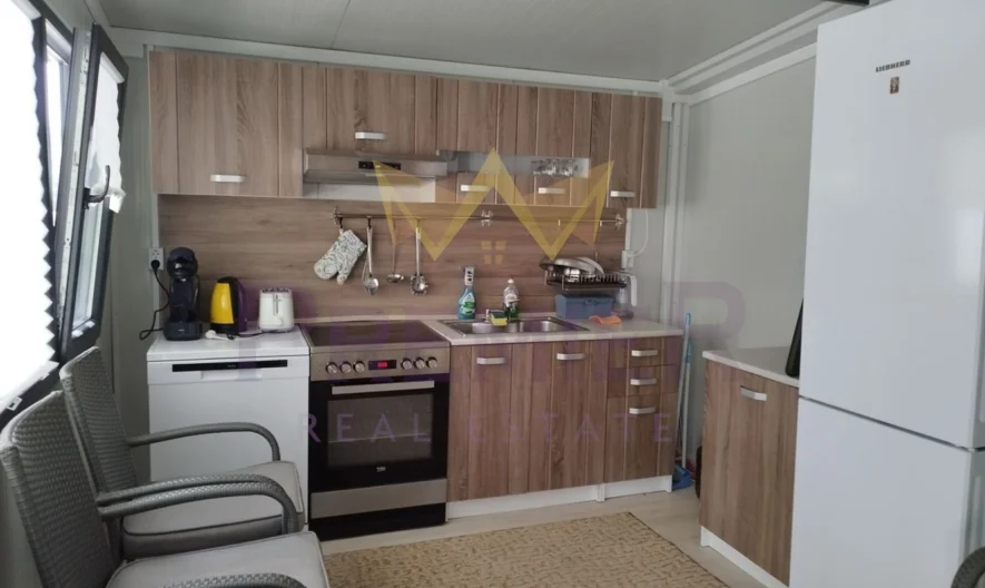 Сглобяема къща с двор в село Млада Гвардия -  - снимка 22 - Имоти Премиер