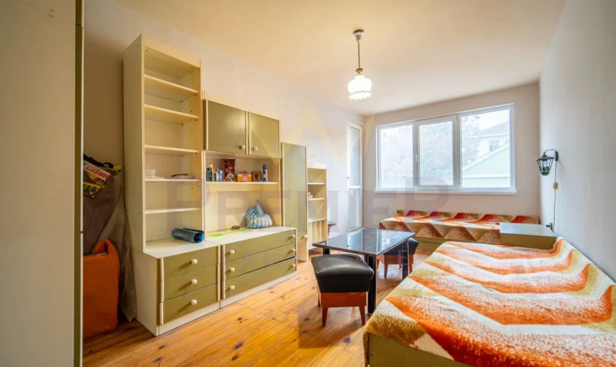 Широк Тристаен Апартамент до Окръжна Болница и Лидъл! -  - снимка 6 - Имоти Премиер