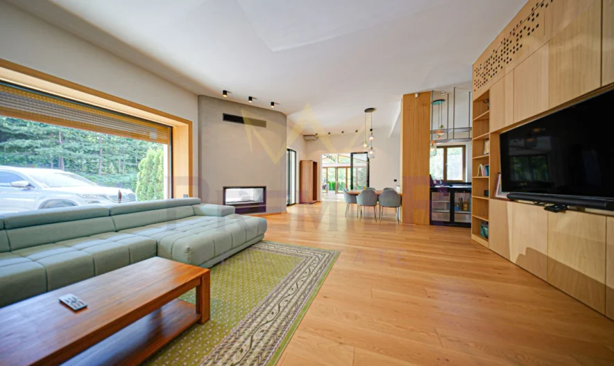 Single-Family House with Stylish Architecture and Modern Design Solutions in Bistritsa -  - snimka 3 - Imoti Premier
