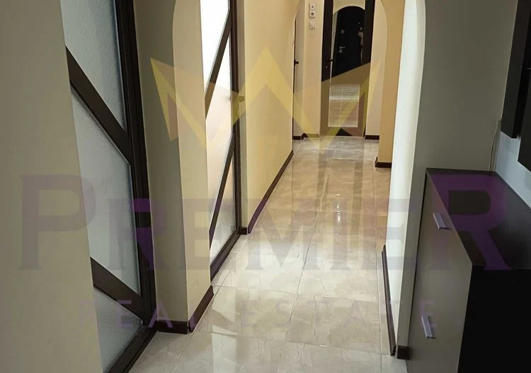 СЛЪНЧЕВ И СВЕТЪЛ ТРИСТАЕН АПАРТАМЕНТ -  - снимка 11 - Имоти Премиер