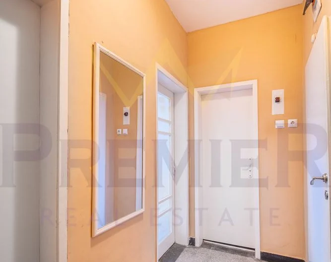 Слънчев южен апартамент до Лидл Окръжна болница -  - снимка 9 - Имоти Премиер