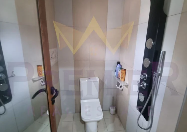 СЛЕД РЕМОНТ НОВО ОБЗАВЕЖДАНЕ КЪЩА С ДВОР ТРИ ГАРАЖА -  - снимка 14 - Имоти Премиер