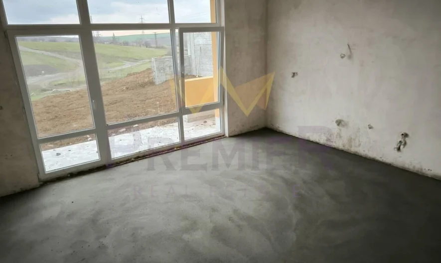 Spacious house for permanent living or holiday home in the village of Cherni Vrah -  - snimka 4 - Imoti Premier