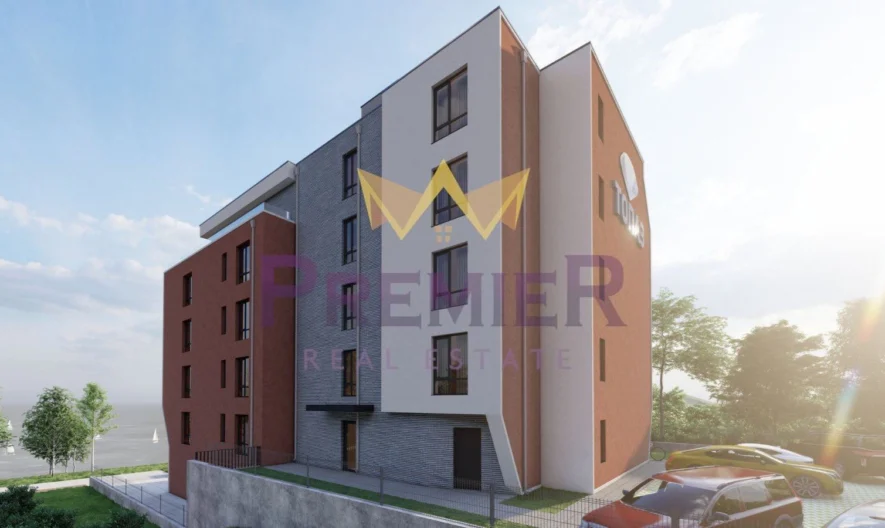 SPACIOUS THREE-ROOM APARTMENT -  - snimka 1 - Imoti Premier