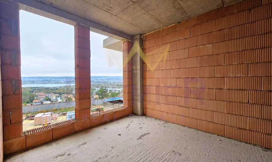 Spacious three-room apartment, 3rd floor of 6, with a walk-in closet and 2 bathrooms in Asparuhovo -  - snimka 10 - Imoti Premier