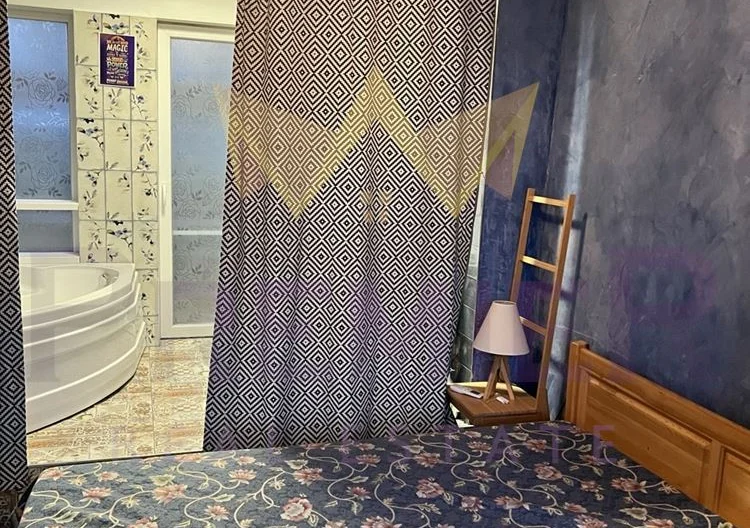 SPACIOUS TWO-BEDROOM APARTMENT WITH A FIREPLACE AND JACUZZI -  - snimka 5 - Imoti Premier