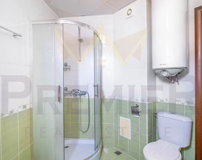 Spacious two-room apartment with covered parking space in St. St. Constantine and Helena resort -  - snimka 9 - Imoti Premier