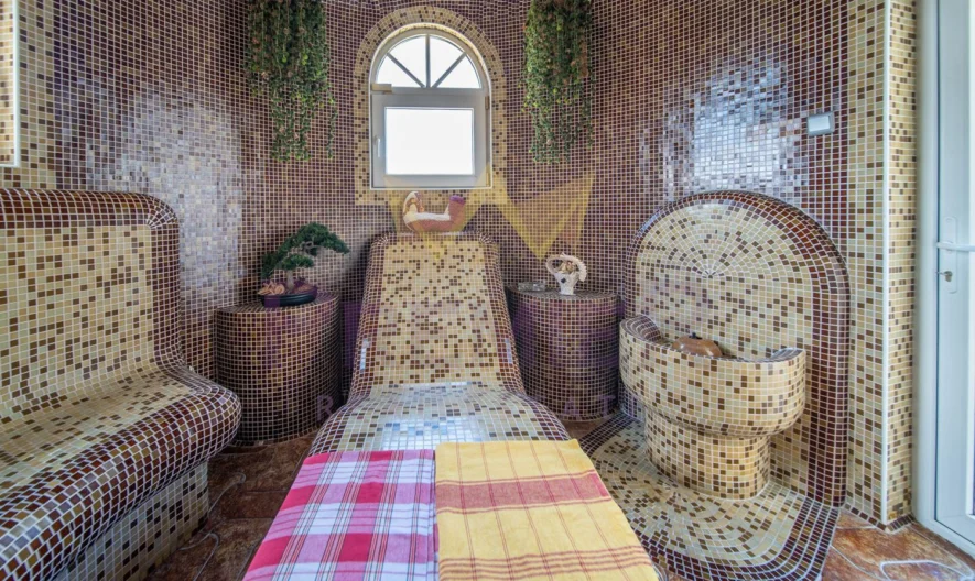 Средиземноморско бижу в Долна Трака – лукс, СПА и отопляем басейн -  - снимка 23 - Имоти Премиер