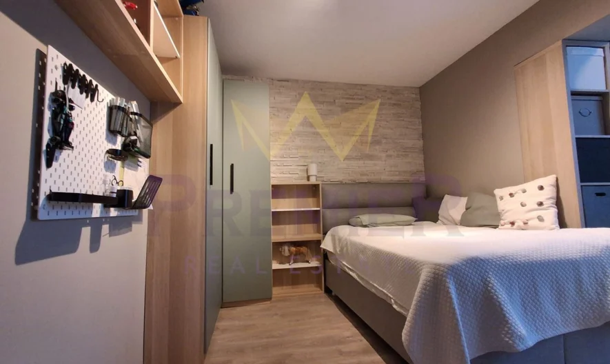 Стилен 3-стаен апартамент с паркомясто Траката -  - снимка 13 - Имоти Премиер