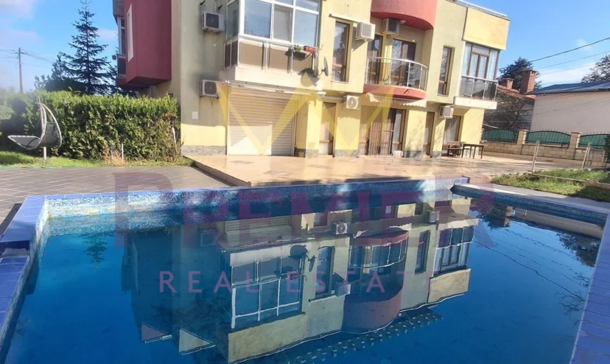 Стилен 3-стаен апартамент с паркомясто Траката -  - снимка 28 - Имоти Премиер