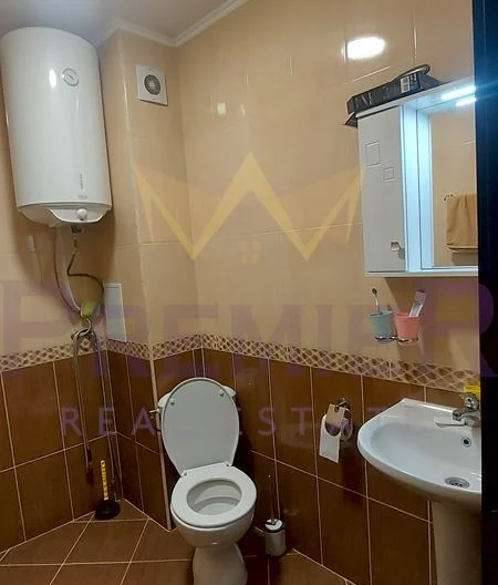 СТИЛЕН ДВУСТАЕН АПАРТАМЕНТ 65 КВ.М. В КОМПЛЕКС ФАМАГУСТА – АХЕЛОЙ - - снимка 16 - Имоти Премиер