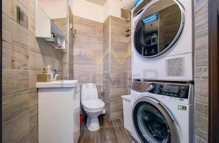 Стилен тристаен апартамент с отлична локация в кв. Бояна, -  - снимка 7 - Имоти Премиер