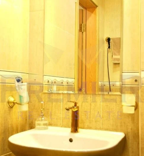 Стилен тристаен апартамент в кв.Симеоново - - снимка 12 - Имоти Премиер