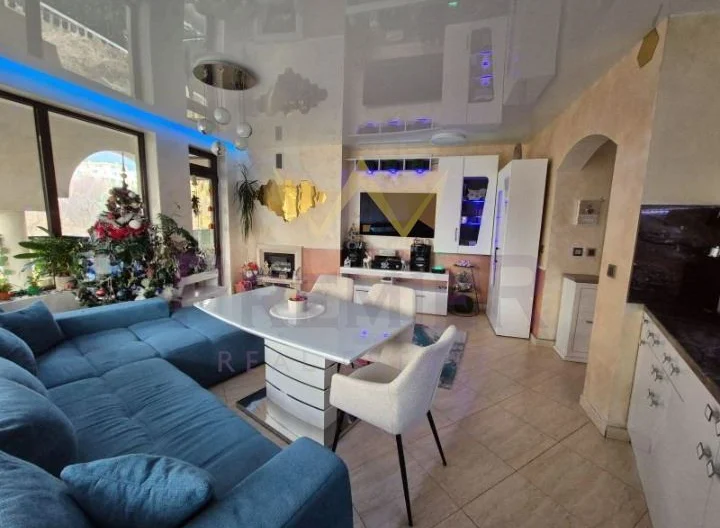 Стилен тристаен апартамент в кв.Симеоново - - снимка 3 - Имоти Премиер