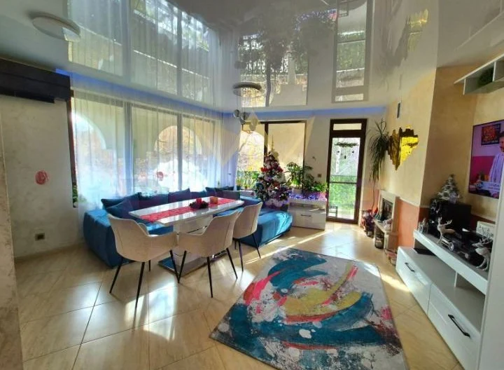 Стилен тристаен апартамент в кв.Симеоново - - снимка 4 - Имоти Премиер