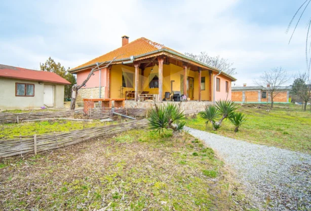 Агенция за недвижими имоти - Имоти Премиер - имот - 1183906, Цена: 120000 EUR