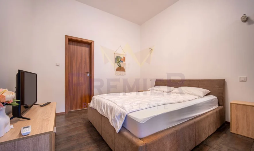 Стилно реновиран тристаен апартамент в град Балчик на метри от морето! -  - снимка 6 - Имоти Премиер