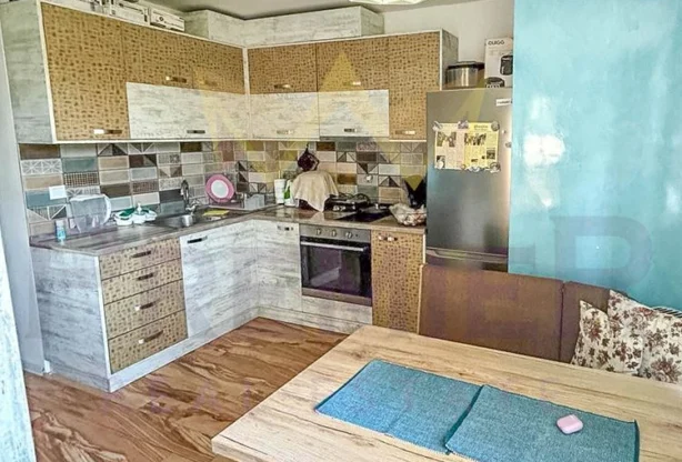 Агенция за недвижими имоти - Имоти Премиер - имот - 1076815, Цена: 275000 EUR