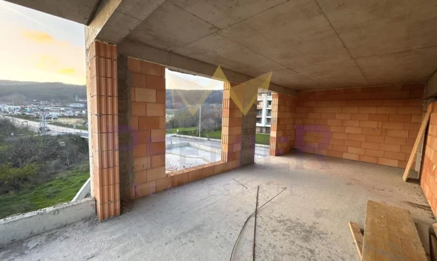 СТРАХОТЕН ТРИСТАЕН! НЕСКРИВАЕМА МОРСКА ПАНОРАМА! -  - снимка 4 - Имоти Премиер