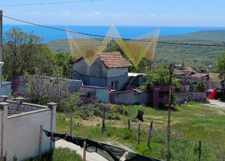 Страхотна двуетажна къща -  - снимка 3 - Имоти Премиер