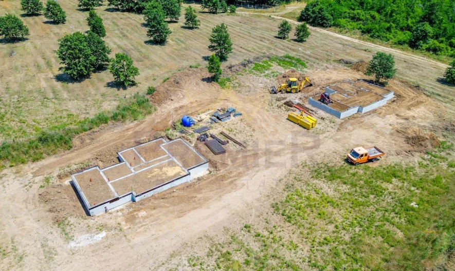 Страхотна ДВУЕТАЖНА къща в модерен затворен комплекс с ЧЕТИРИ спални -  - снимка 9 - Имоти Премиер