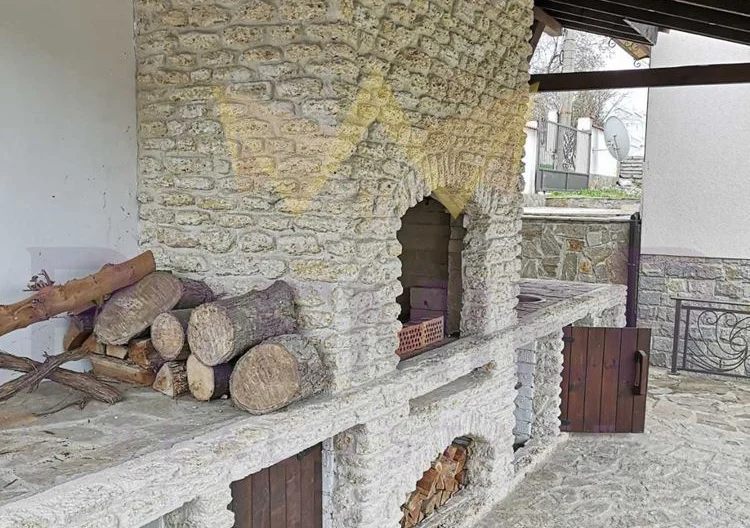 Страхотна къща гр. Балчик -  - снимка 11 - Имоти Премиер