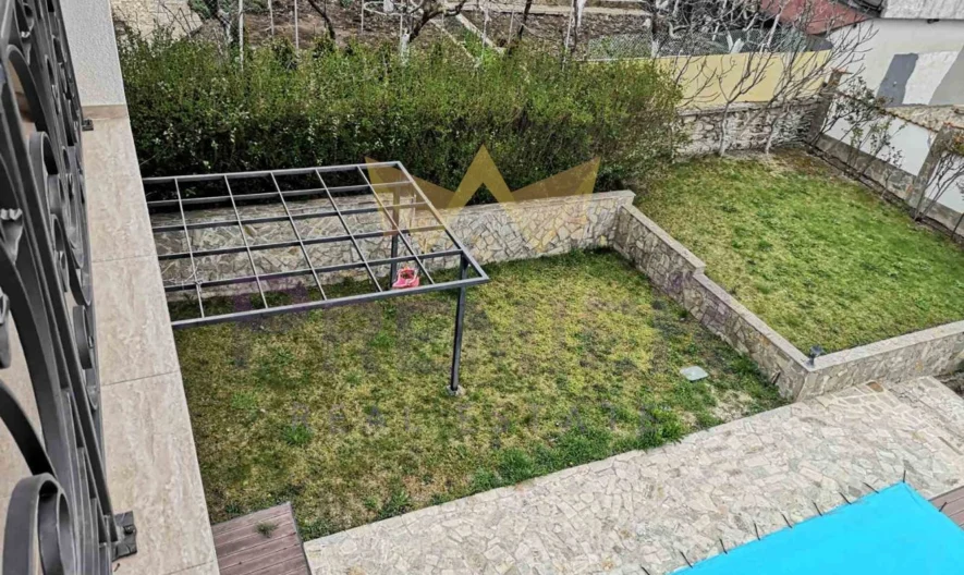 Страхотна къща гр. Балчик -  - снимка 18 - Имоти Премиер