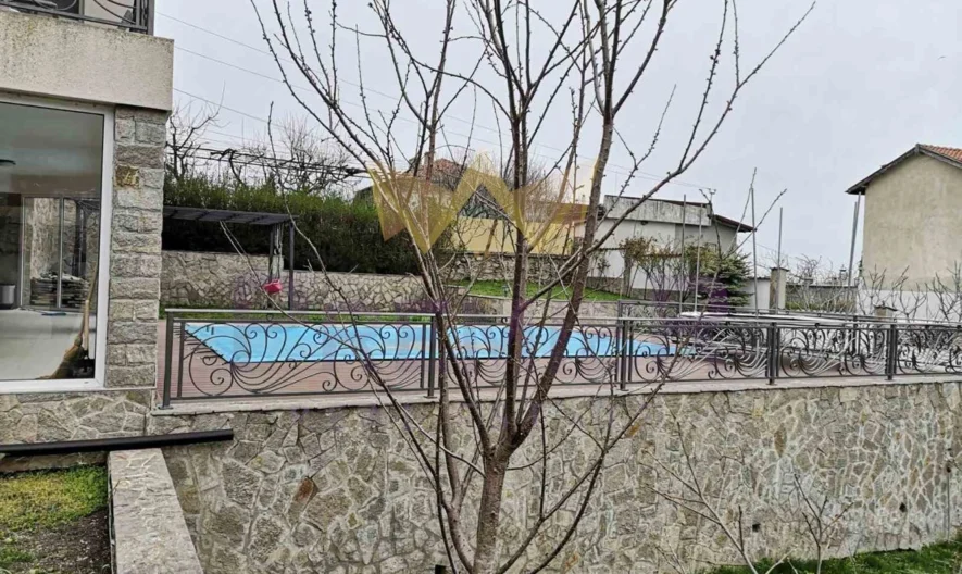 Страхотна къща гр. Балчик -  - снимка 3 - Имоти Премиер