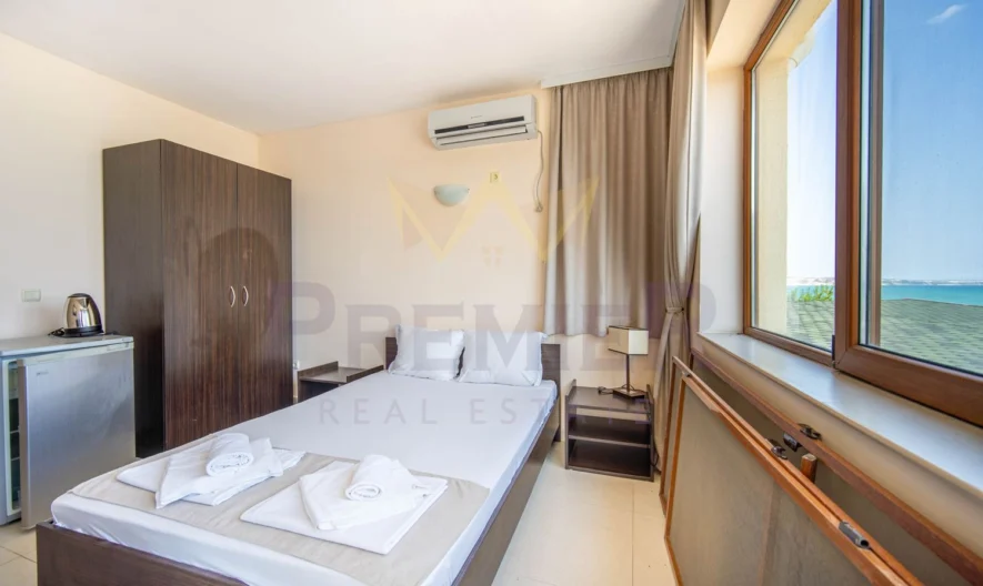 Страхотна триетажна къща с невероятна морска панорама ! -  - снимка 9 - Имоти Премиер