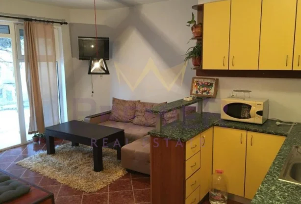 Агенция за недвижими имоти - Имоти Премиер - имот - 975370, Цена: 230.0814 EUR