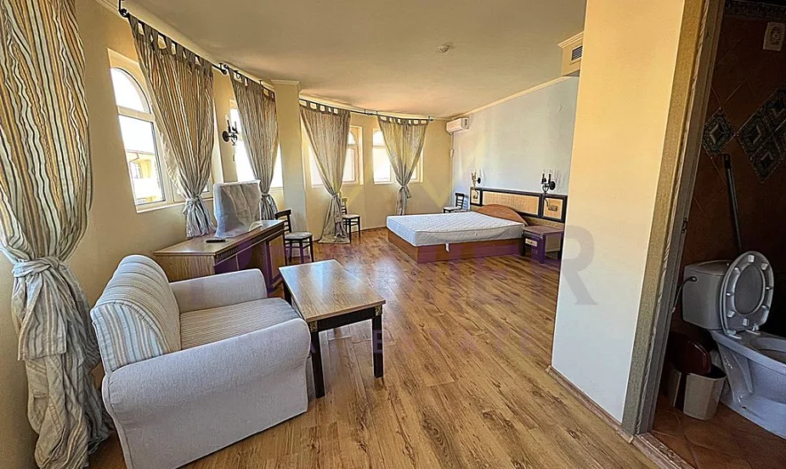 СТРАХОТНО СТУДИО НА ПЪРВА ЛИНИЯ К.К. ЕЛЕНИТЕ -  - снимка 10 - Имоти Премиер