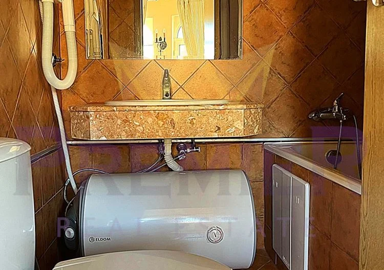 СТРАХОТНО СТУДИО НА ПЪРВА ЛИНИЯ К.К. ЕЛЕНИТЕ -  - снимка 13 - Имоти Премиер