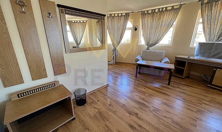 СТРАХОТНО СТУДИО НА ПЪРВА ЛИНИЯ К.К. ЕЛЕНИТЕ -  - снимка 2 - Имоти Премиер