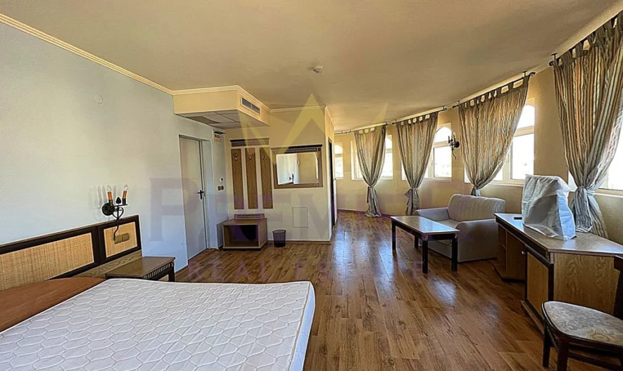 СТРАХОТНО СТУДИО НА ПЪРВА ЛИНИЯ К.К. ЕЛЕНИТЕ -  - снимка 9 - Имоти Премиер