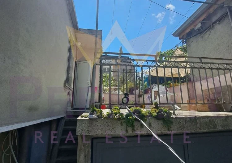 СТУДИО КОЛХОЗЕН ПАЗАР -  - снимка 5 - Имоти Премиер