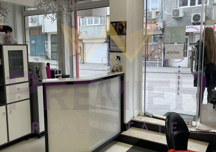 Студио за красота Колхозен пазар - - снимка 4 - Имоти Премиер