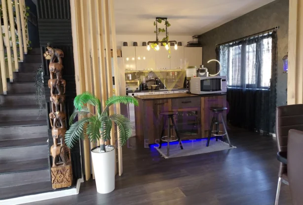 Агенция за недвижими имоти - Имоти Премиер - имот - 1180930, Цена: 333000 EUR