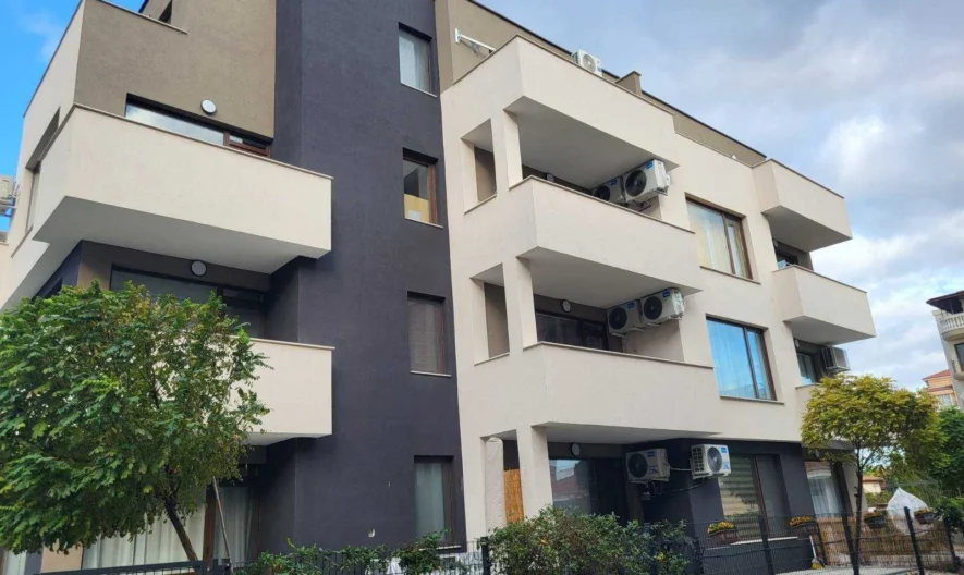 Светъл, просторен тристаен апартамент в Равда -  - снимка 19 - Имоти Премиер