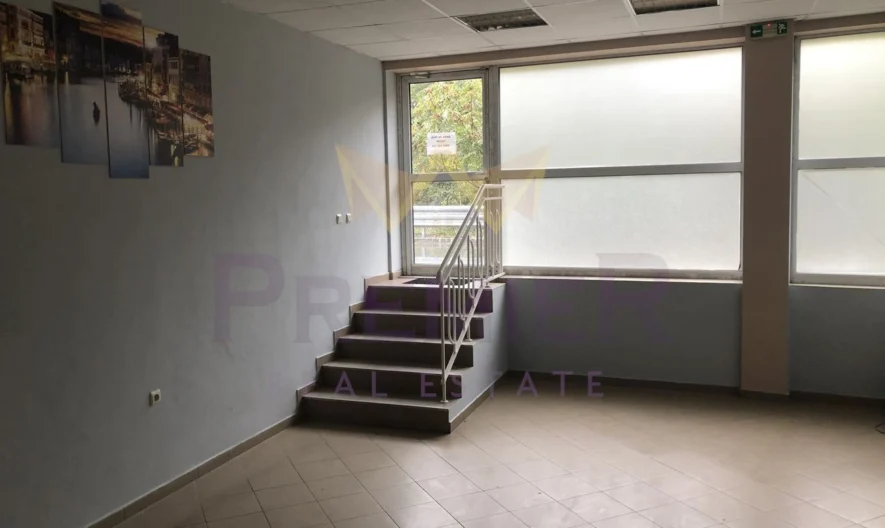 Tърговска площ  на актрактивно за бизнес местоположение в гр.Варна -  - снимка 4 - Имоти Премиер