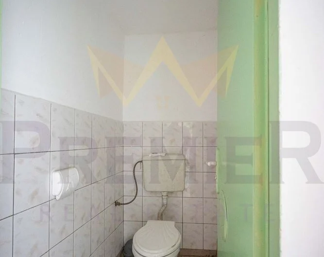 Търговски обект с инвестиционен потенциал в Бургас, ЖК Меден Рудник, зона Г -  - снимка 10 - Имоти Премиер