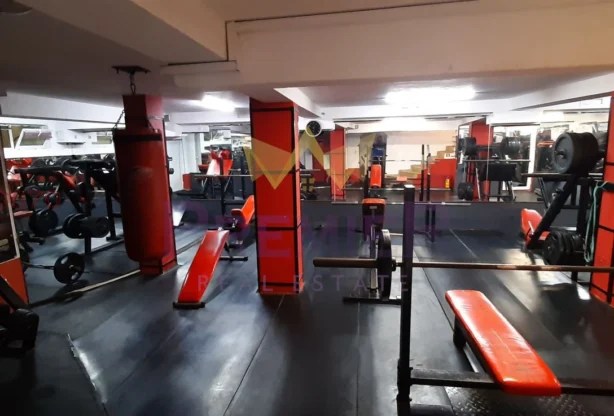 Обява за имот 992928, Площ: 250 м<sup>2</sup>, Цена: 549990 EUR - Бизнес имоти Варна