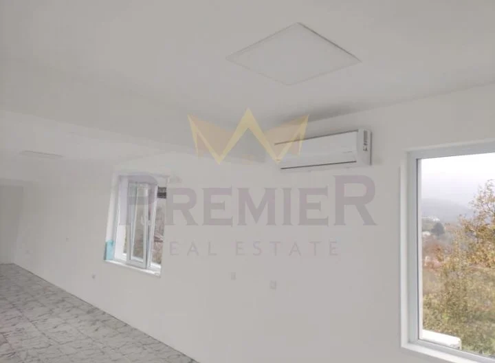 Търговско помещение / Шоурум над Вятърна мелница Варна -  - снимка 4 - Имоти Премиер