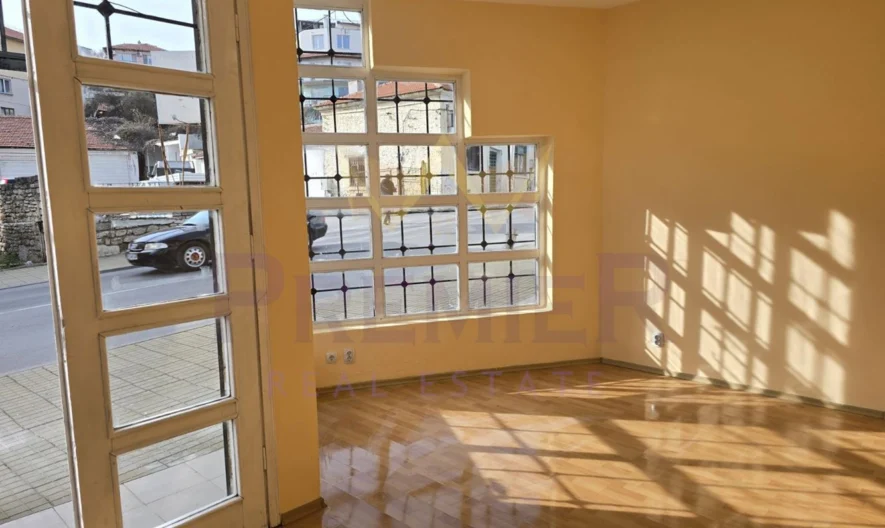 Търговско помещение в Балчик -  - снимка 3 - Имоти Премиер