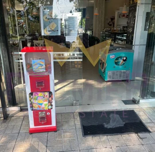 Търговско помещение в ж.к Славейков -  - снимка 4 - Имоти Премиер