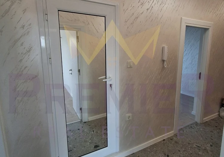 Teljesen felújított téglaépületű lakás a Varna Mall közelében -  - snimka 8 - Imoti Premier
