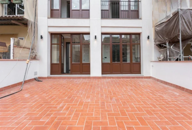 Агенция за недвижими имоти - Имоти Премиер - имот - 1207999, Цена: 1325000 EUR