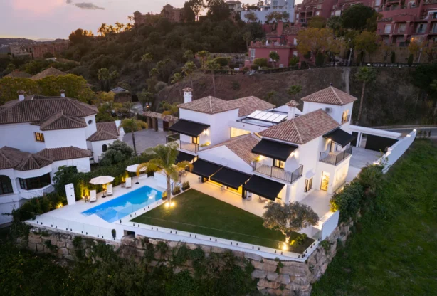 Агенция за недвижими имоти - Имоти Премиер - имот - 1209213, Цена: 4900000 EUR