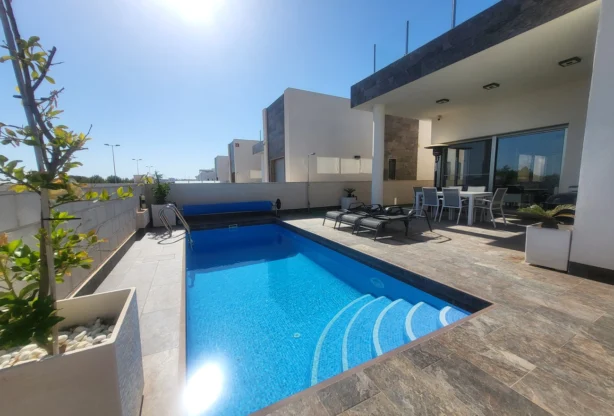 Агенция за недвижими имоти - Имоти Премиер - имот - 1211940, Цена: 400000 EUR